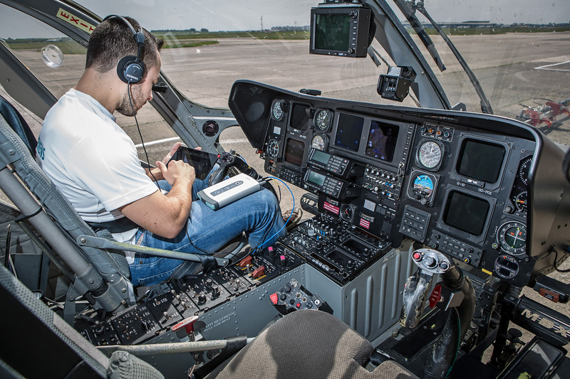 Aerospace testing with Simcenter SCADAS XS inside a Helicopter Aerospace testing with Simcenter SCADAS XS inside a Helicopter